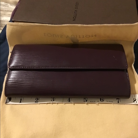 Vintage Authentic Louis Vuitton Epi Porte Feuille Sara Leather Long Bifold Walle - Picture 8 of 15